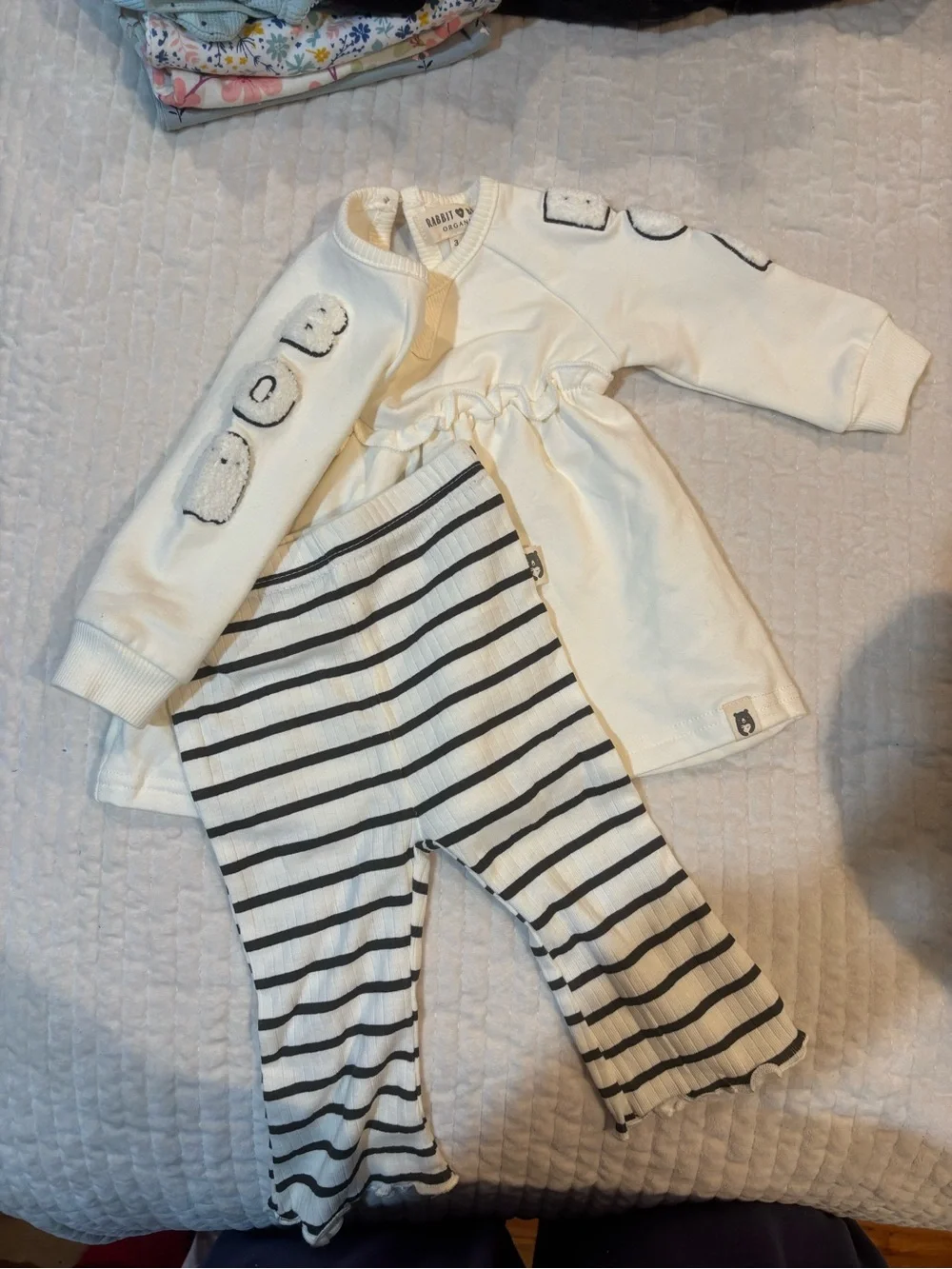 Baby Halloween Top & Black-Striped Ribbed Leggings